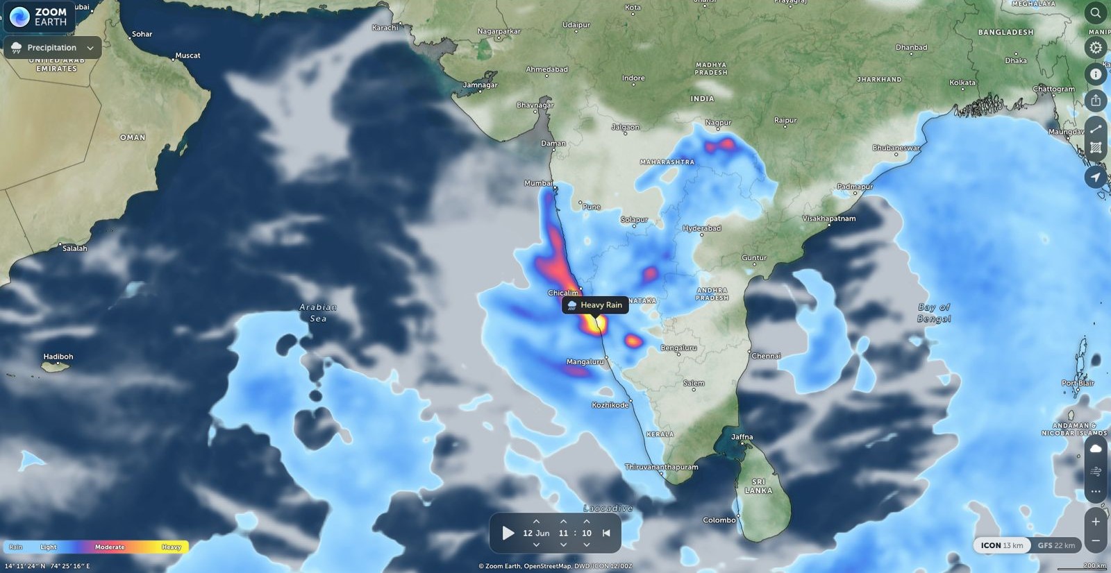 Mumbai weather update, IMD alert Mumbai, Mumbai rains June 2025, Maharashtra rain forecast, Konkan red alert, Mumbai monsoon health issues, Thunderstorm warning Mumbai, Humidity and health effects, Monsoon 2025 Mumbai, Fungal infections in monsoon